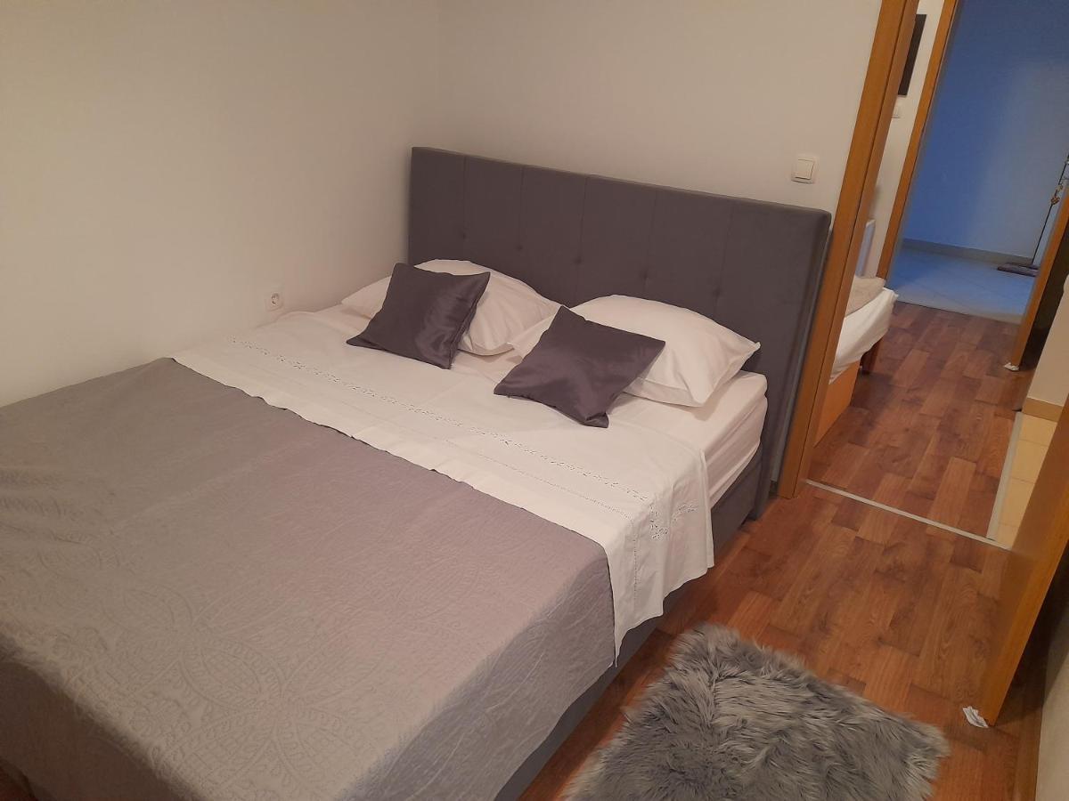 Apartments Lotus Sukošan Eksteriør bilde