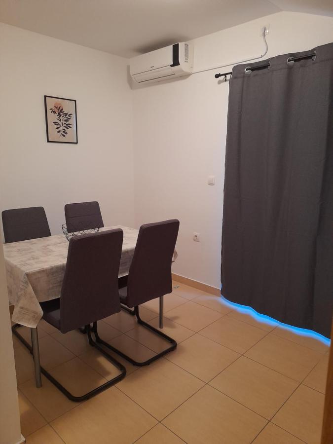 Apartments Lotus Sukošan Eksteriør bilde