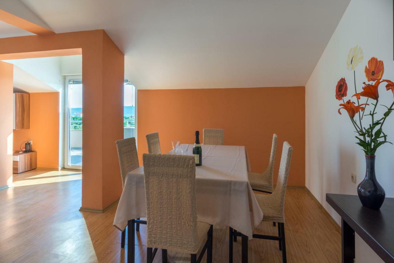 Apartments Lotus Sukošan Eksteriør bilde
