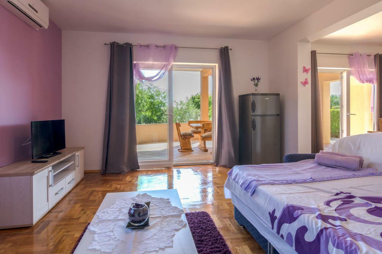 Apartments Lotus Sukošan Eksteriør bilde